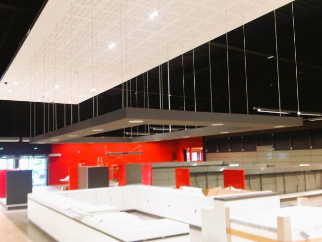 magasin-U- TECHNOLOGIE-plaquiste-magasin-challans